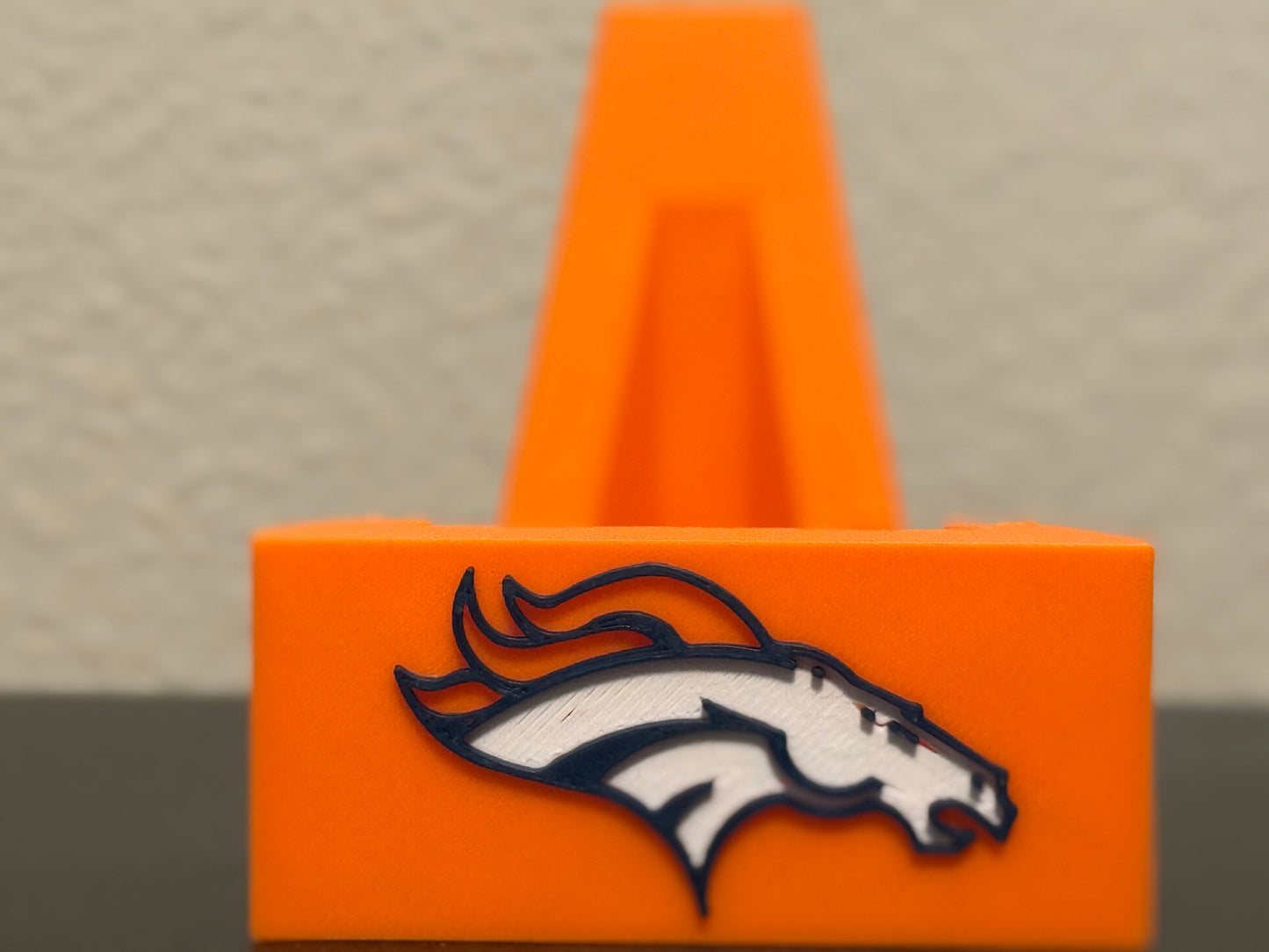 Mag Stand Football Logo